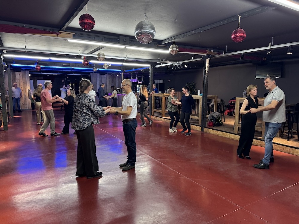 Danslessen Salsa, salsa dansen